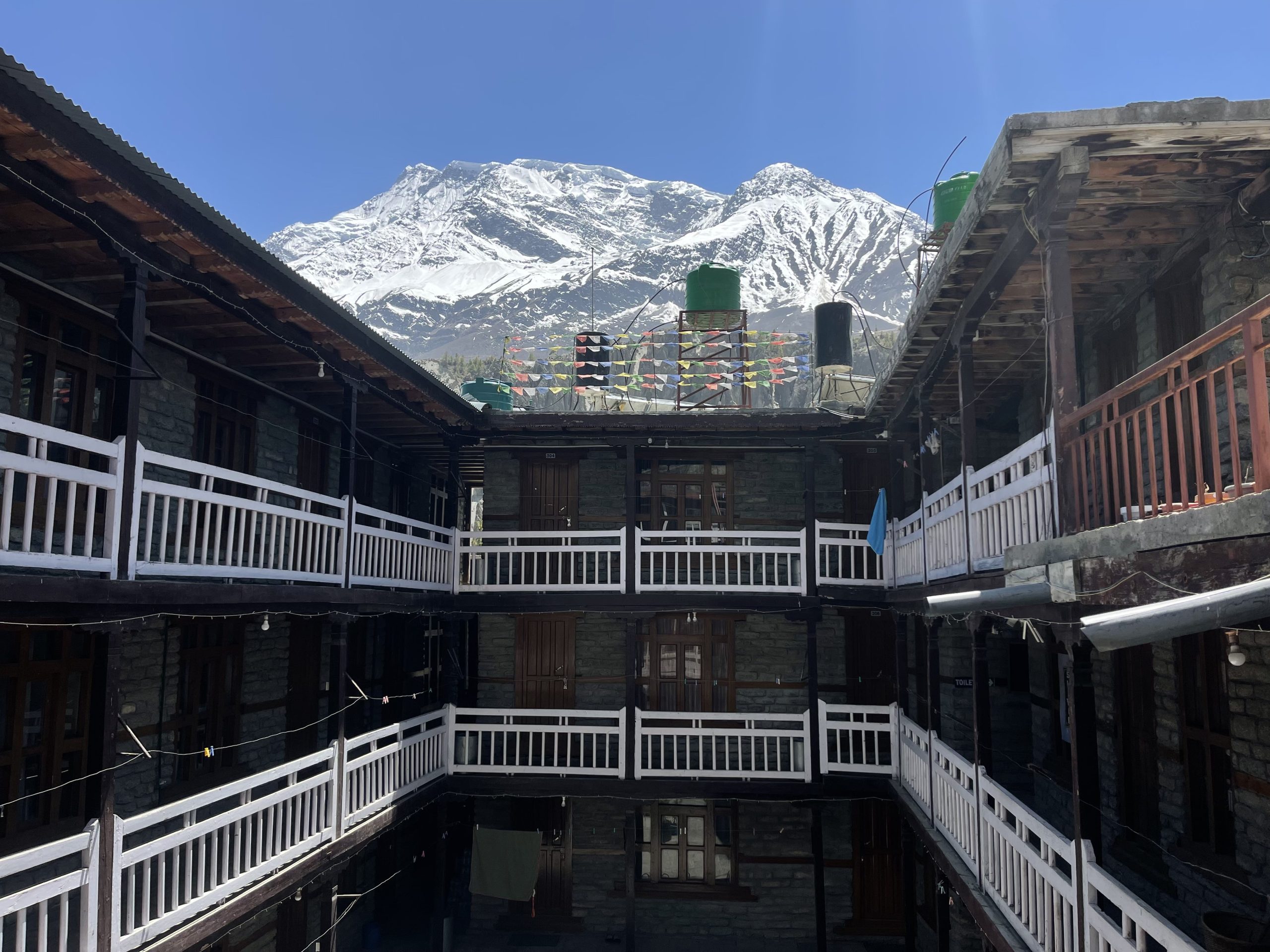 Tilicho Hotel room